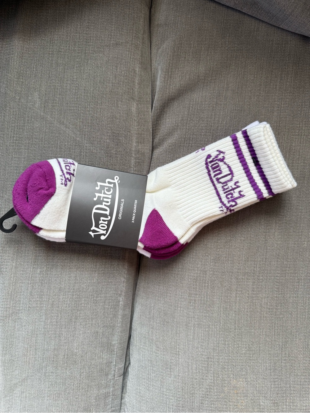 Von Dutch women’s White, tan, pink Crew Socks